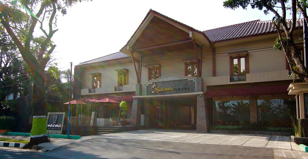 Syailendra Hotel Syariah Jepara Exterior photo